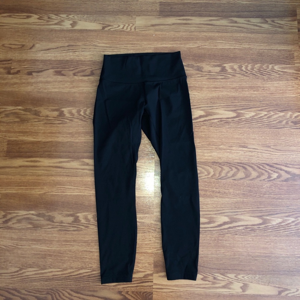 Size 6 ankle length black lululemon leggings
